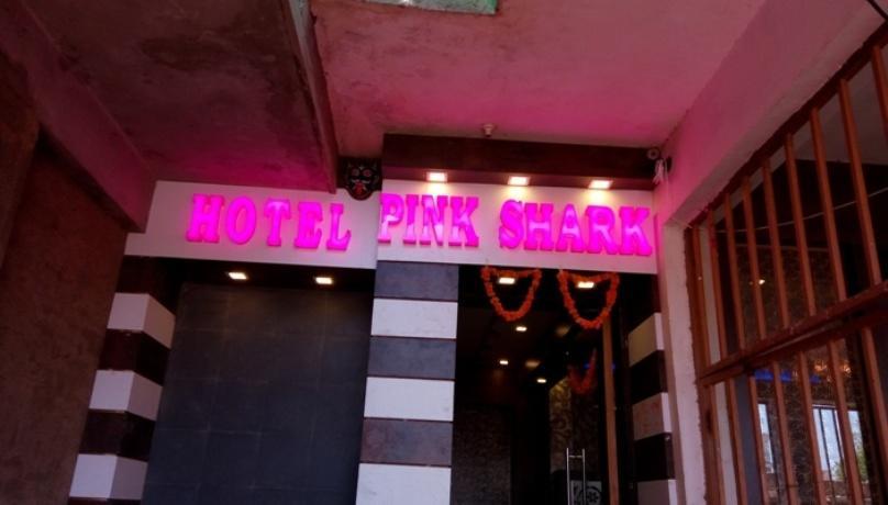 Hotel Pink Shark Sikar Buitenkant foto