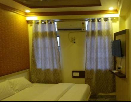 Hotel Pink Shark Sikar Buitenkant foto